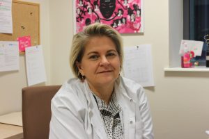 La médecine intégrative et les soins complémentaires non conventionnels expliqués par Bénédicte Mastroianni, médecin pneumo-cancérologue du Centre Léon Bérard